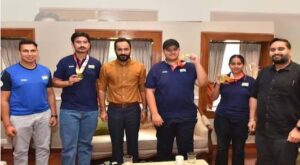 ਖੇਡ ਮੰਤਰੀ ਮੀਤ ਹੇਅਰ ਵੱਲੋਂ ਕ੍ਰਿਕਟਰ ਹਰਲੀਨ ਦਿਓਲ ਅਤੇ ਜੂਨੀਅਰ ਵਿਸ਼ਵ ਕੱਪ ਮੈਡਲ ਜੇਤੂ ਨਿਸ਼ਾਨੇਬਾਜ਼ਾਂ ਨਾਲ ਮੁਲਾਕਾਤ